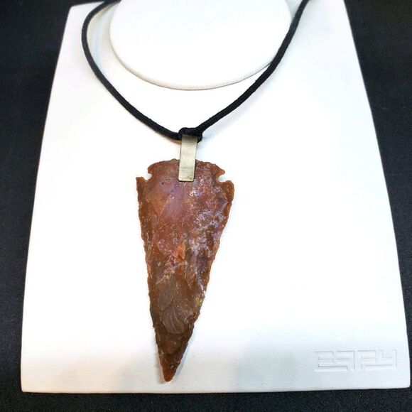 Southwestern Boho Stone Arrowhead Necklace - Picture 1 of 4